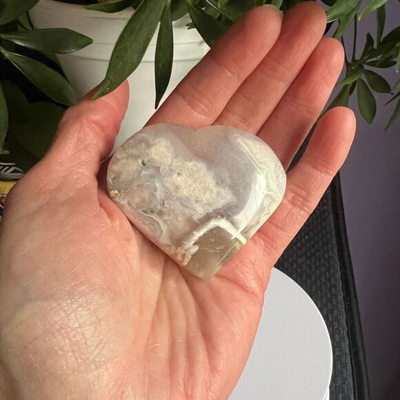 Flower Agate Heart Carving (#3)‎ - Picture 2 of 10